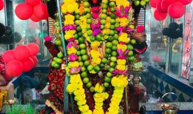 दुर्गा अष्टमी पर श्री कालिका माता का हुआ आकर्षक व मनमोहक श्रृंगार