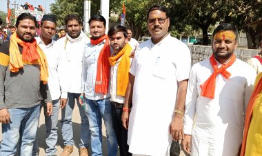 शिवपुरी एमपी: विश्व हिंदू परिषद बजरंग दल बैराड़ ने शस्त्र पूजन एवं चल समारोह कार्यक्रम आयोजित किया : रिंकू पण्डित KTG समाचार