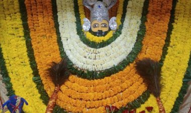 हारे के सहारे आ जा तेरा दास पुकारे