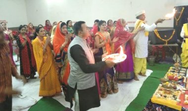 माँ नर्मदा महापुराण में छठे दिन माँ नर्मदा की गाथा सुनाई
