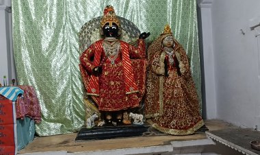 तुलसी विवाह के आयोजन को लेकर श्रीनाथ मंदिर परिसर में सनातन धर्म सेवा समिति की हुई बैठक