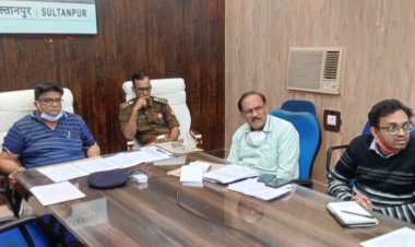 निर्वाचन अधिकारी व अन्य सहायक अधिकारी द्वारा की गई विधानसभा के क्षेत्रों के कार्यों की गयी समीक्षा।