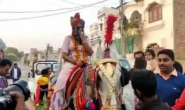 दुल्हन के घोड़ी चढ़ने की तस्वीरें सोशल मीडिया पर खूब वायरल
