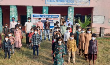 निशुल्क मास्क वितरण किये गये l