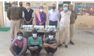 चोरी का खुलासा करते हुए तीन शातिर अपराधीयों को गिरफ्तार