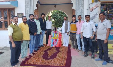 कुँआ मे भारत के पहले सीडीएस विपिन जी रावत  उनकी धर्म पत्नी एव भारत के 11 जाबांज वीरो को श्रद्धांजलि दी l