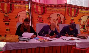 प्रशासन शहरों के संग अभियान में फाइल जमा कराने के लिए शुल्क मांग रहे है