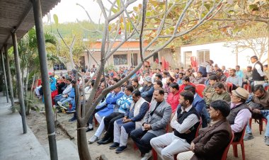 श्री राष्ट्रीय राजपूत करणी सेना की मासिक संगठनात्मक बैठक हुई सम्पन्न, सैकड़ो नए सदस्यों ने संगठन की ली सदस्यता