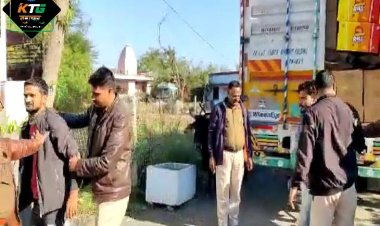 चॉकलेट बॉक्स के पीछे छुपा कर ले जा रहे 45 लाख की शराब से भरा कंटेंनर जब्त
