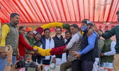 सभापति ने किया केबिनेट मंत्री जूली व पूर्व केन्द्रीय मंत्री सिंह का स्वागत
