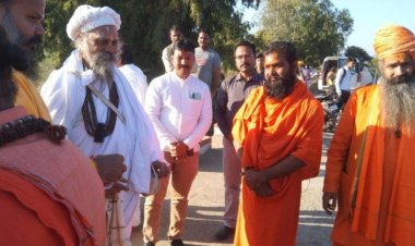 मोक्षदायिनी शिप्रा नदी के स्वच्छता को लेकर देवास पहुंचा संत समाज