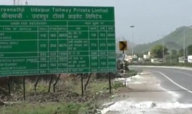 फोरलेन की सर्विसलेन पर पडी गिट्टी से एक महिला की मौत हो गयी
