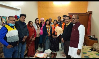 राठौर समाज ने बेटी बचाओ बेटी पढ़ाओ अभियान के अंतर्गत बेटी के माता पिता का स्वागत किया