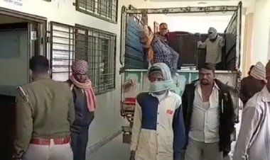 प्रेमी युगल ने दुकान में फांसी का फंदा लगाकर आत्महत्या कर ली