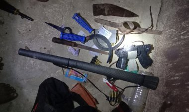 नक्सली बनकर करने पहुंचे थे डकैती