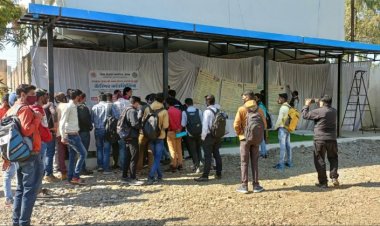 आई.टी.आई परिसर देवास में एक दिवसीय जिला स्तरीय रोजगार मेले का हुआ आयोजन
