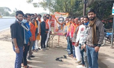 शिवसेना प्रमुख हिंदू हृदय सम्राट बाला साहब ठाकरे की जन्म जयंती मनाई