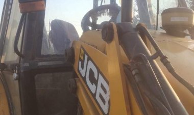 रंजीत हनुमान क्षेत्र शिप्रापूरा कस्बा उज्जैन अंतर्गत खनिज मिट्टी एवं रेत के अवैध उत्खनन -परिवहन पर खनिज विभाग की कार्यवाही