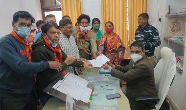 रीट परीक्षा 2021 की सीबीआई जांच की मांग को लेकर डूंगरपुर भाजपा ओबीसी मोर्चा ने उपखंड अधिकारी को सौपा ज्ञापन
