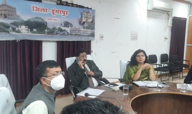 संभागीय आयुक्त श्री राजेन्द्र भट्ट ने ली अधिकारियो की बैठक, मुख्यमंत्री बजट घोषणा कार्यो में शीघ्रता लाने के निर्देश, चिरंजवी स्वास्थ्य बीमा योजना हेतु अभियान शुरू करने के निर्देश