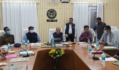 विशेष व्यय प्रेक्षक की अध्यक्षता में निर्वाचन व्यय सम्बन्धी बैठक हुई सम्पन्न।