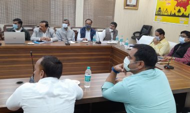 ईवीएम व वीवी पैट का सप्लीमेन्ट्री रैण्डमाइजेशन विकास भवन स्थित प्रेरणा सभागार में हुआ सम्पन्न।