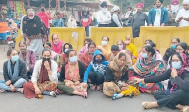 नगर परिषद में आयुक्त के यहां लगे होमगार्ड द्वारा आत्महत्या करने के मामले ने तूल पकड़ लिया