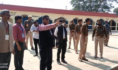 10 मार्च को होने वाली मतगणना को सकुशल व शांतिपूर्ण से सम्पन्न कराये जाने हेतु जिला निर्वाचन अधिकारी/जिला मजिस्ट्रेट व पुलिस उपमहानिरीक्षक द्वारा मण्डी परिसर अमहट का किया गया निरीक्षण।