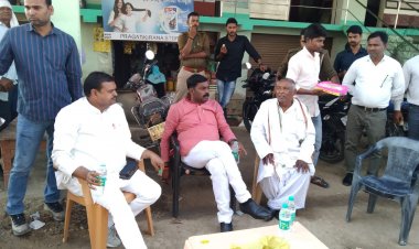 मल्हनी विधायक लकी यादव द्वारा जनसंपर्क