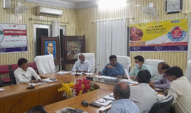 विकास कार्यों की समीक्षा एवं 50 लाख से अधिक लागत से निर्माणाधीन परियोजनाओं की बैठक हुई आयोजित।
