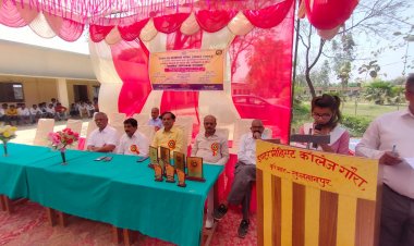पोस्टर प्रतियोगिता में इंटरमीडिएट कॉलेज गौरा की अंशिका तथा विज्ञान भाषण प्रतियोगिता में काजल गुप्ता ने बाजी मारी।
