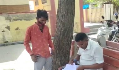केन्ट्रा गाड़ी ने कार को टक्कर मारी जिसमें एक व्यक्ति की मोके पर ही मौत हो गई