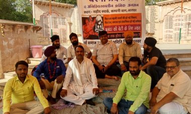 दुष्कर्म पीड़ित बेटी के न्याय के लिए धरना दिया जा रहा है 63 वें दिन भी जारी रहा
