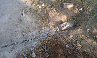 जल विभाग के अधिकारियों की मिली जुली भगत से सीसी रोड काटी
