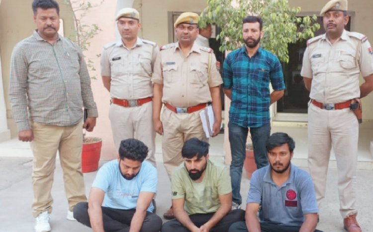 40 लाख रुपए की कीमत के सात डीजल जनरेटर बरामद कर तीन लोगों को पुलिस ने गिरफ्तार किया