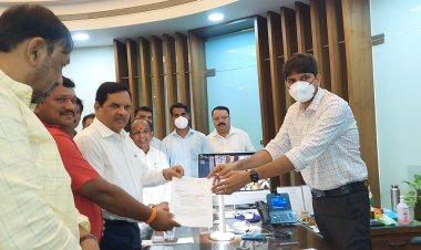 नवी मुंबईतील नागरी समस्या सोडवण्या संदर्भात विजय नाहटा यांनी घेतली आयुक्त अभिजित बांगर यांची भेट