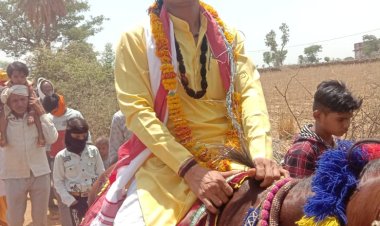 बैराड़ तहसील के ग्राम देवपुरा में श्री सूरज शास्त्री जी के द्वारा श्रीमद भागवत कथा का हुआ आयोजन, भव्य कलशयात्रा से निकाली सोभायात्रा: रिंकू पंडित KTG समाचार शिवपुरी