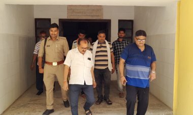 जिलाधिकारी द्वारा ए.एन.एम.टी.सी. पुलिस लाइन का किया गया निरीक्षण।