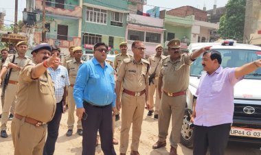 जिलाधिकारी व पुलिस अधीक्षक व द्वारा थाना कोतवाली नगर क्षेत्र में हटाये गये अस्थाई अतिक्रमण।