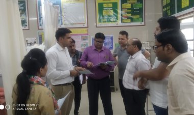 डीएम व सीडीओ द्वारा सामुदायिक स्वास्थ्य केन्द्र दूबेपुर व ग्राम पंचायत हसनपुर में मनरेगा योजनान्तर्गत बनाये जा रहे तालाब का किया गया निरीक्षण।