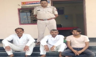 अवैध बजरी खनन कर परिवहन करने वाले 3 आरोपी गिरफ्तार किया