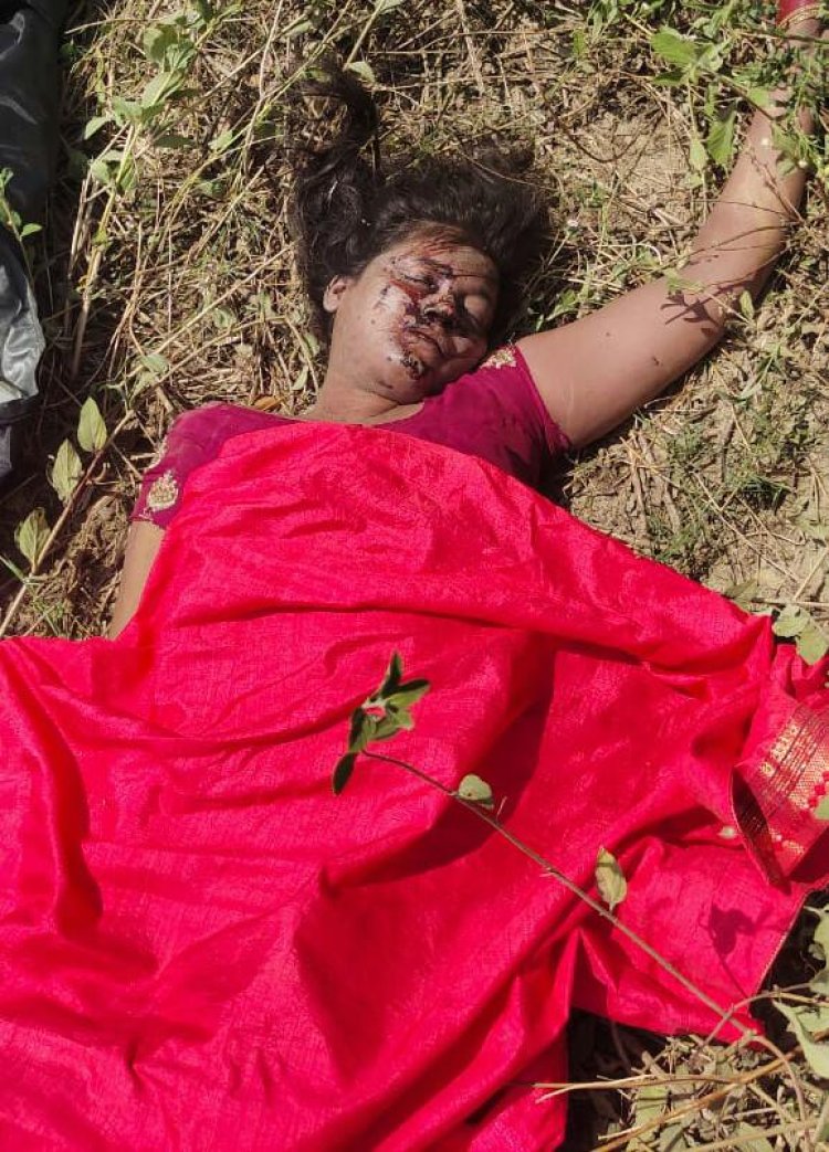लगभग 35 वर्षीय महिला का शव कोतवाली करनैलगंज ,गोंडा क्षेत्र के सरयू घाट पर सड़क के किनारे मिली अज्ञात महिला की लाश।