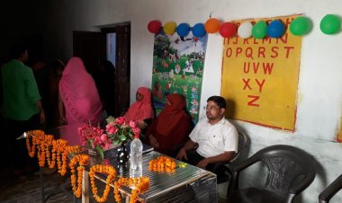 जिला कार्यक्रम अधिकारी द्वारा संभव अभियान का किया गया उद्घाटन।