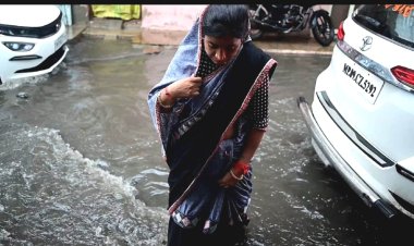 बारीश से खुली व्यवस्थाओं की पोल, निर्दलीय महापौर प्रत्याशी ने शहरभर में घूमकर जानी समस्याएं