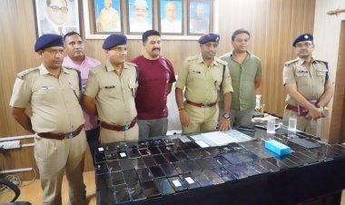 उधमसिंहनगर पुलिस ने खोये फोन ढूढ़कर फिर लौटाई लोगों के चेहरे पर मुस्कान, 14 लाख 50 हज़ार की कीमत के 107 फोन किए बरामद