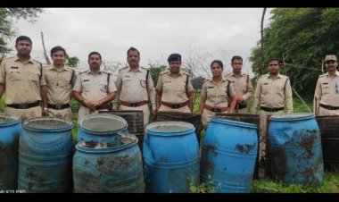 जहरीली/अवैध शराब के विरुद्ध देवास आबकारी विभाग द्वारा की जा रही लगातार कार्रवाई ।