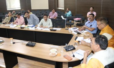 कलेक्टरेक्ट सभागार में बीज प्रमाणीकरण की समीक्षा बैठक आयोजित की गई आयोजित