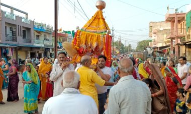 बैराड़: ढोल ग्यारस पर्व पर भक्तों ने निकाली ठाकुर जी विमान यात्रा।: रिंकू पंडित KTG समाचार