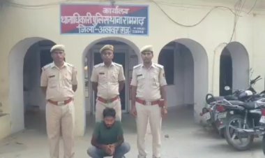 ऑनलाइन ठगी के गिरोह का एक शातिर बदमाश चढ़ा पुलिस के हत्थे