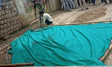 बैराड़: अवैध अतिक्रमणकारियों पर चला प्रशासन का डंडा।: रिंकू पंडित KTG समाचार शिवपुरी